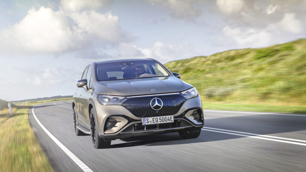 Mercedes EQE SUV 2023 apertura