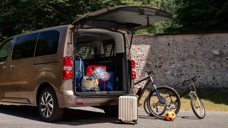 NP carwow Tips para viajes en verano