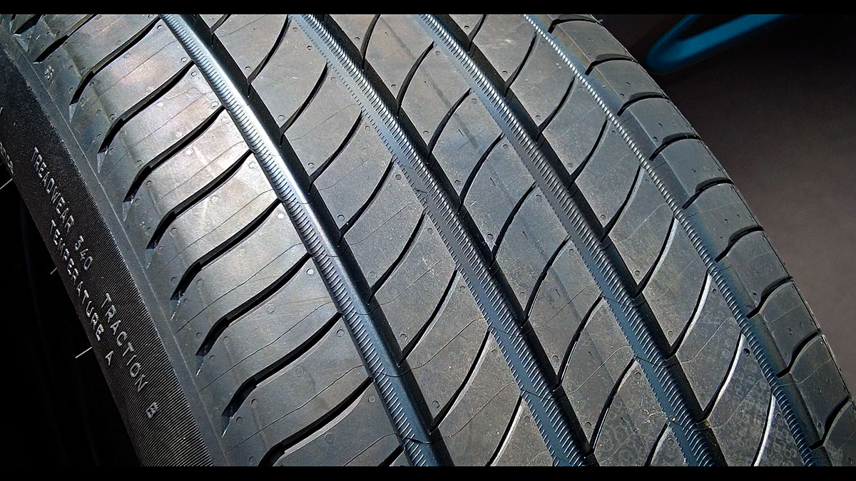 Neumaticos EV Michelin.00 12 28 09.Imagen fija025 copia