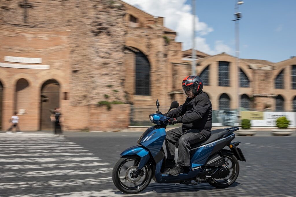 PEUGEOT_Tweet_125_2023_-1