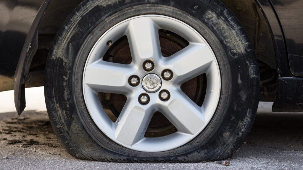 SUV neumaticos pinchados Barcelona (4)