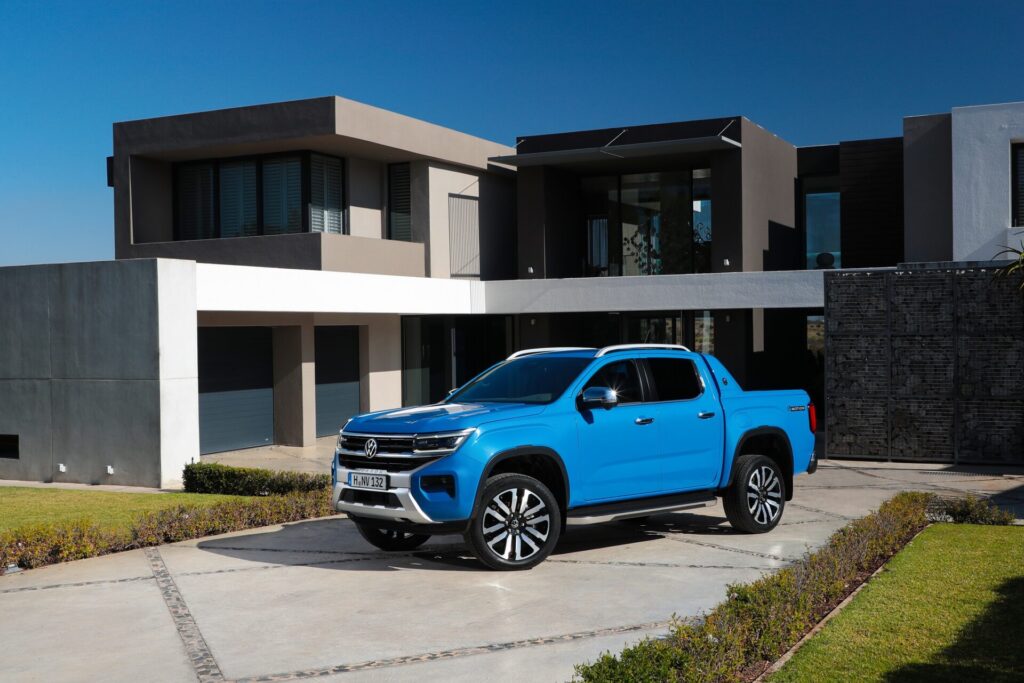 Volkswagen Amarok 2023 azul