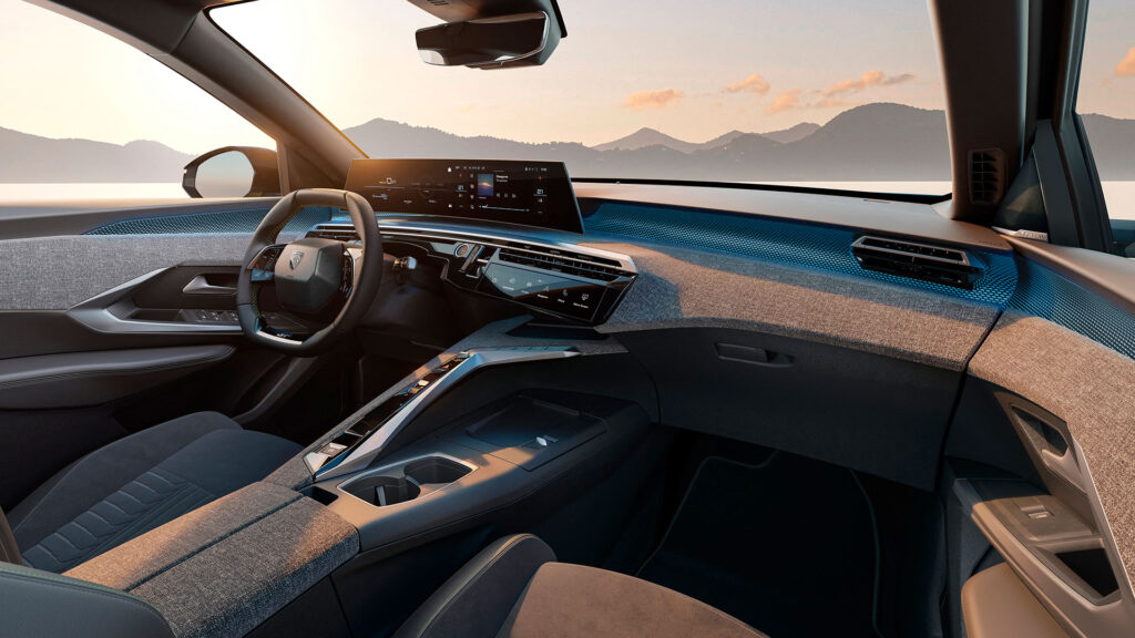 peugeot-i-cockpit-panoramico-3