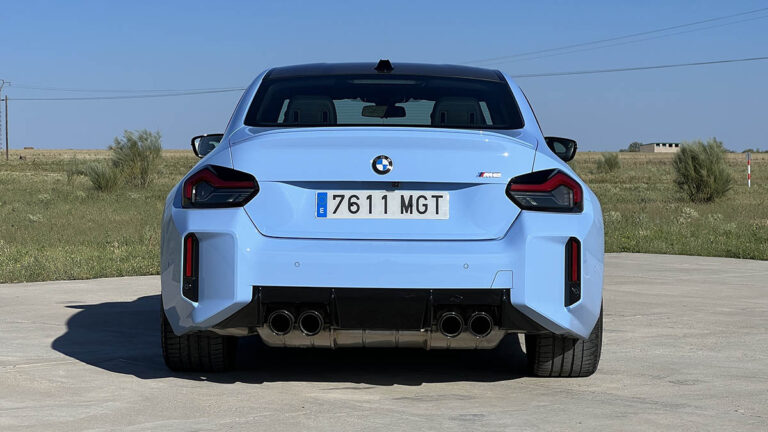 BMW M2 2023 manual Autofacil trasera