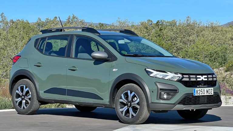 Dacia Sandero Stepway Extreme Go 1.0 TCe 110 048