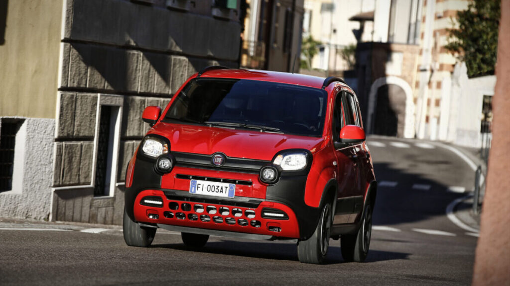 Fiat Panda Hybrid Cross