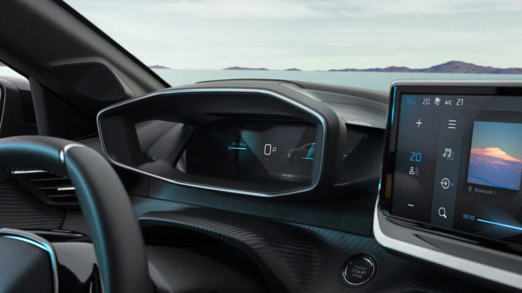 Peugeot e-208 2024 i-cockpit