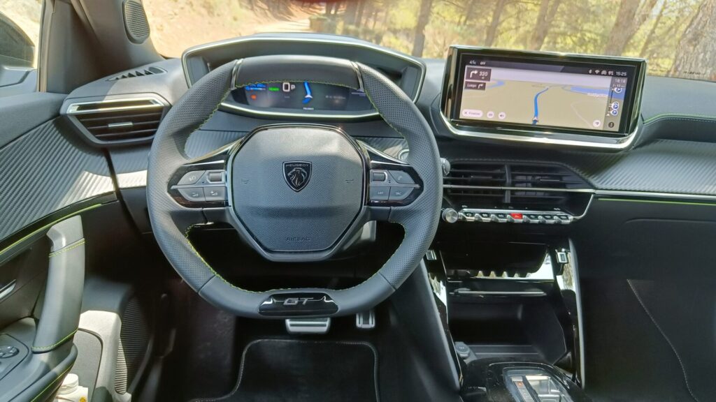 Peugeot e-2008 2023 interior