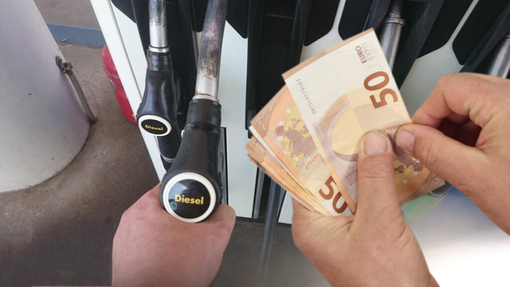 deposito combustible cheque de 100 euros