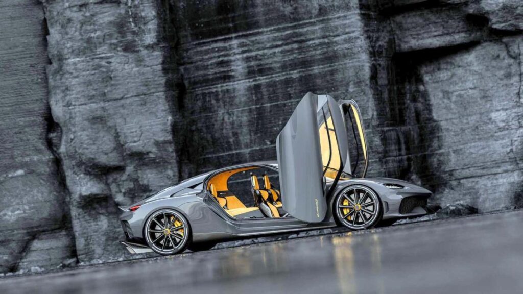 fotos-koenigsegg-gemera-13_g