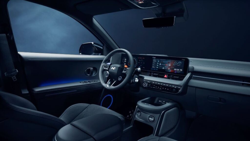 hyundai-ioniq-5-n-debut-goodwood-2023-interior-e1689434537580
