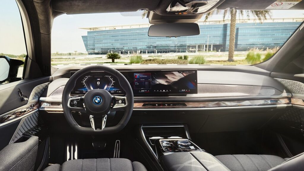 BMW i7 M70 interior