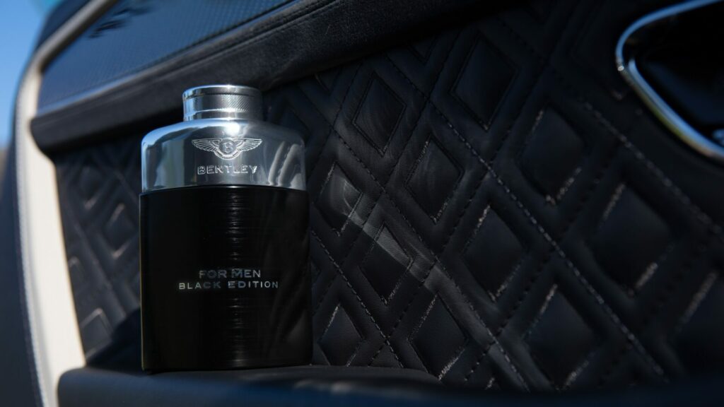 Bentley for Men Black Edition coche nuevo 3