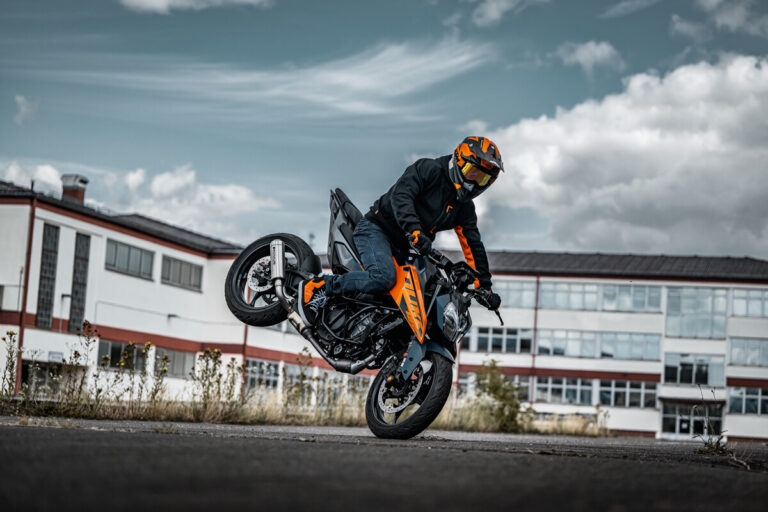 KTM Duke pequenas lanzamiento 2023 2024  5