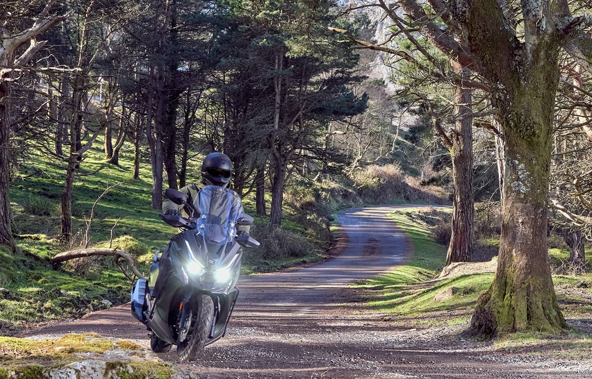 KYMCO DTX 125 2023 accion