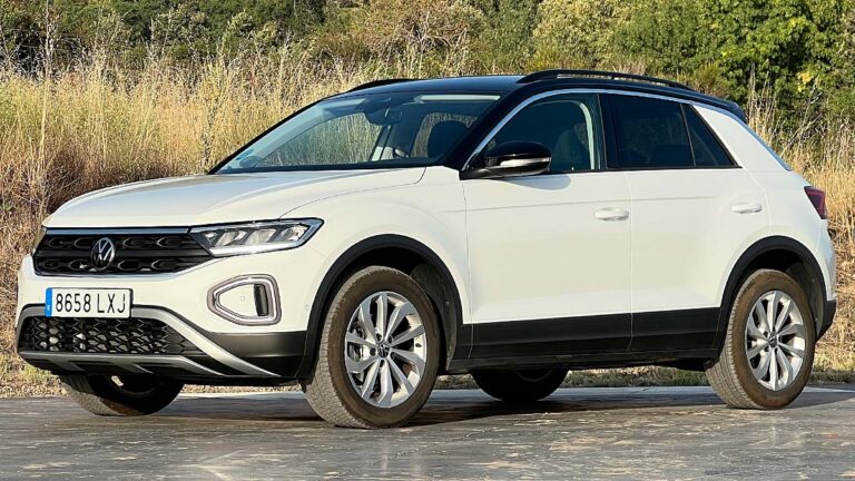 Volkswagen T ROC TSI 110 Life 00026