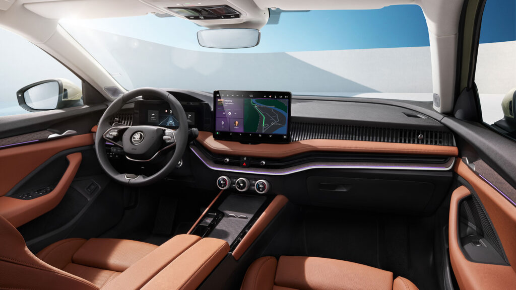 interior-skoda-superb-2023-1