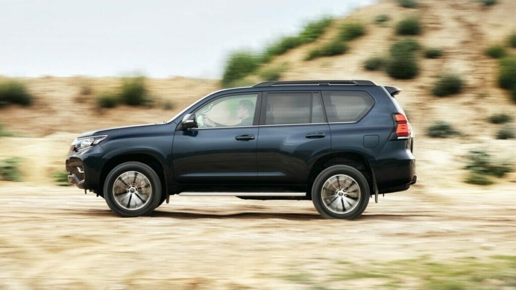 toyota land cruiser 2018 lateral