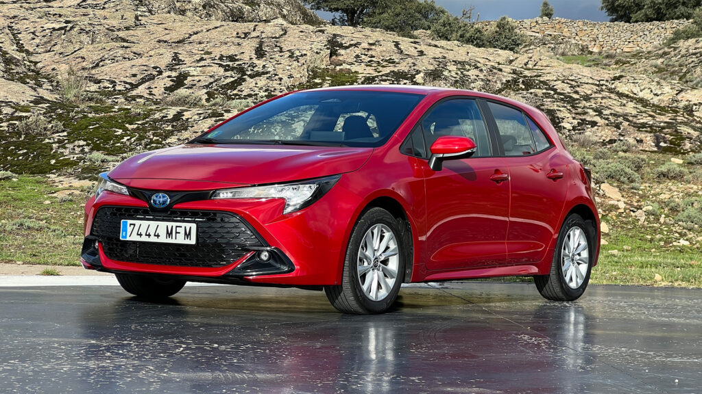 1 Toyota Corolla 140H 2023