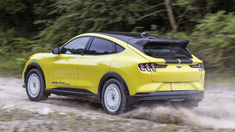 2023 FORD Mustang MACH E RALLYE 94