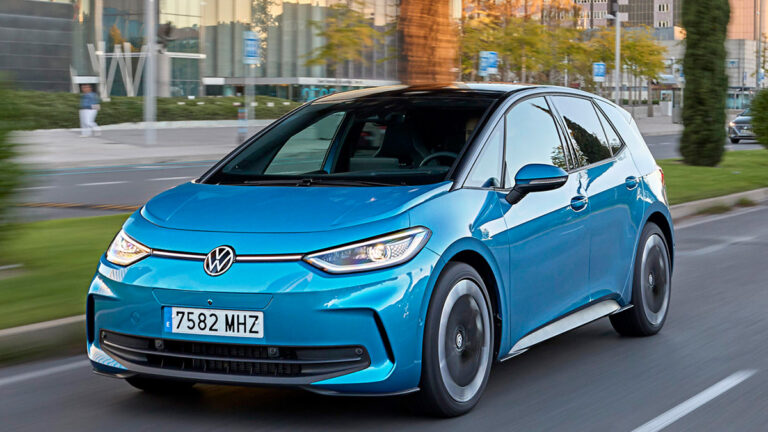 8Volkswagen ID.3 2024