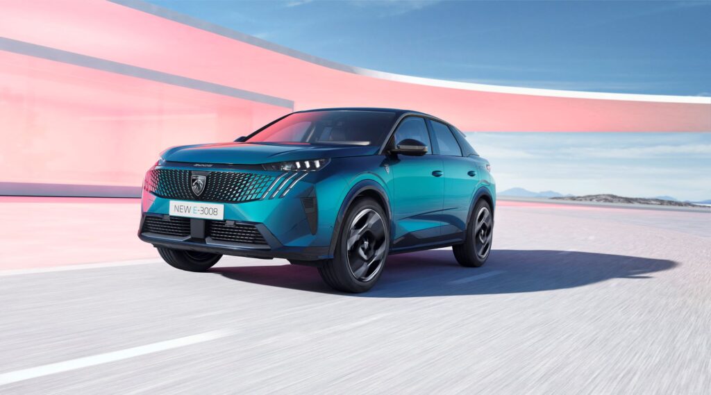 PEUGEOT_E_3008_2309STYP_202_FR