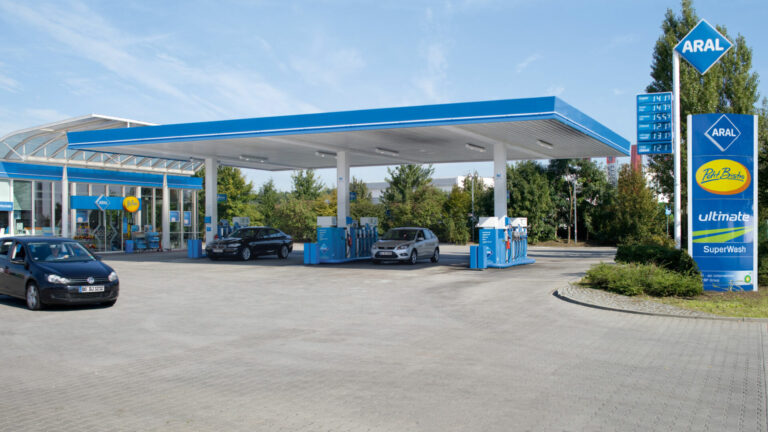 PUNTOS DE RECARGA GASOLINERA ALEMANIA