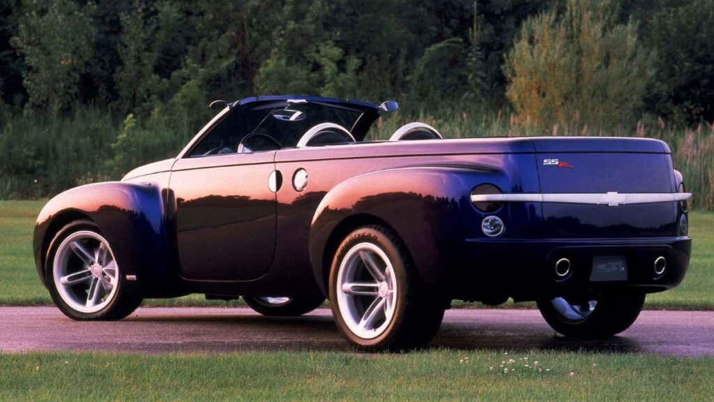 chevrolet_ssr_trasera