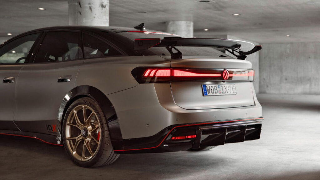 volkswagen-id.x-performance(3)
