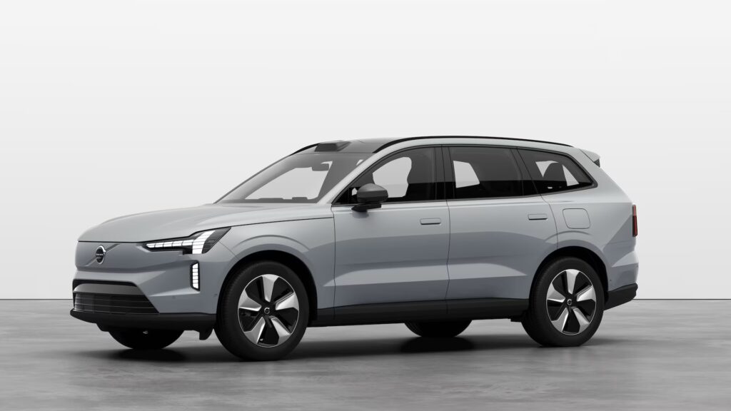 volvo-ex90-nuevos-acabados-acceso