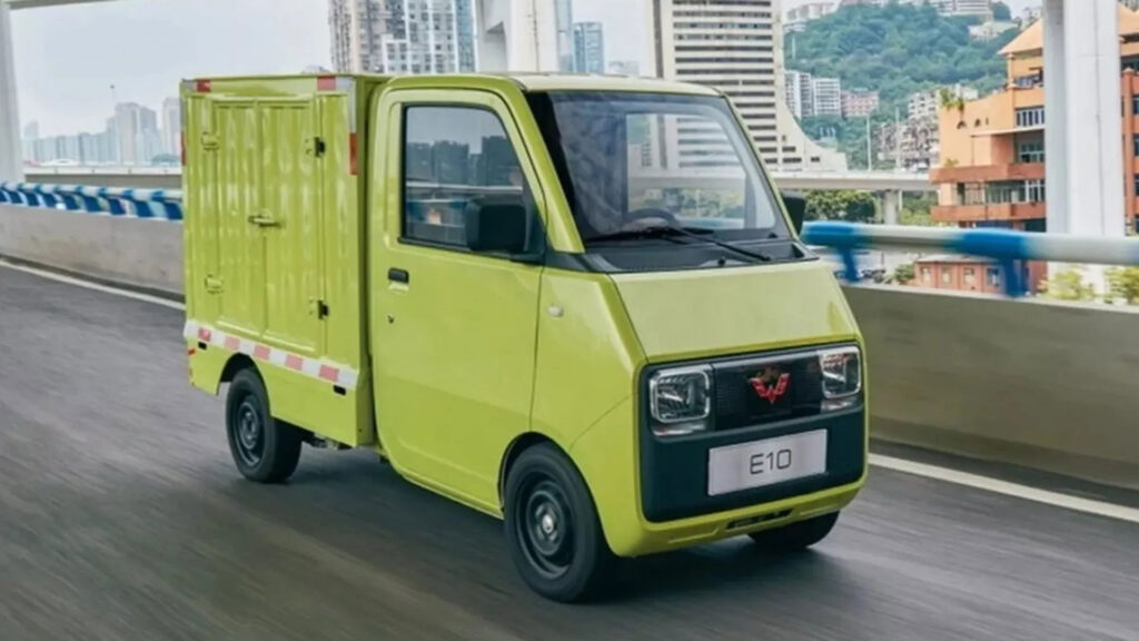 wuling-e-10-3