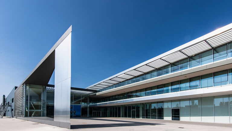 Instalaciones de Petronas en Turin 2023 1