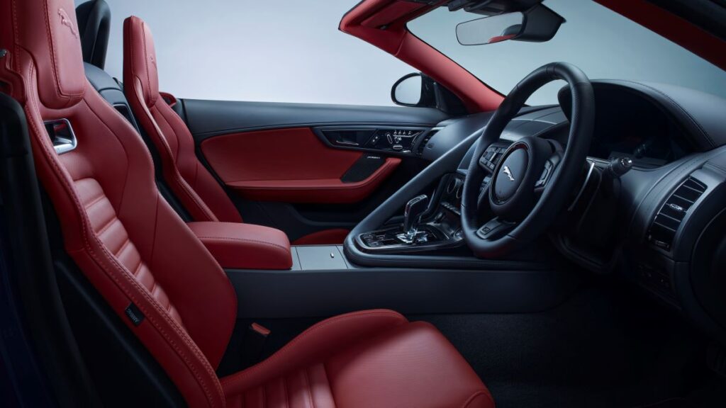 Jaguar_F-Type_ZPEdition_interior