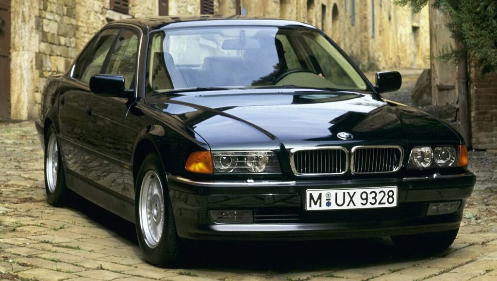 BMW Serie 7 E38
