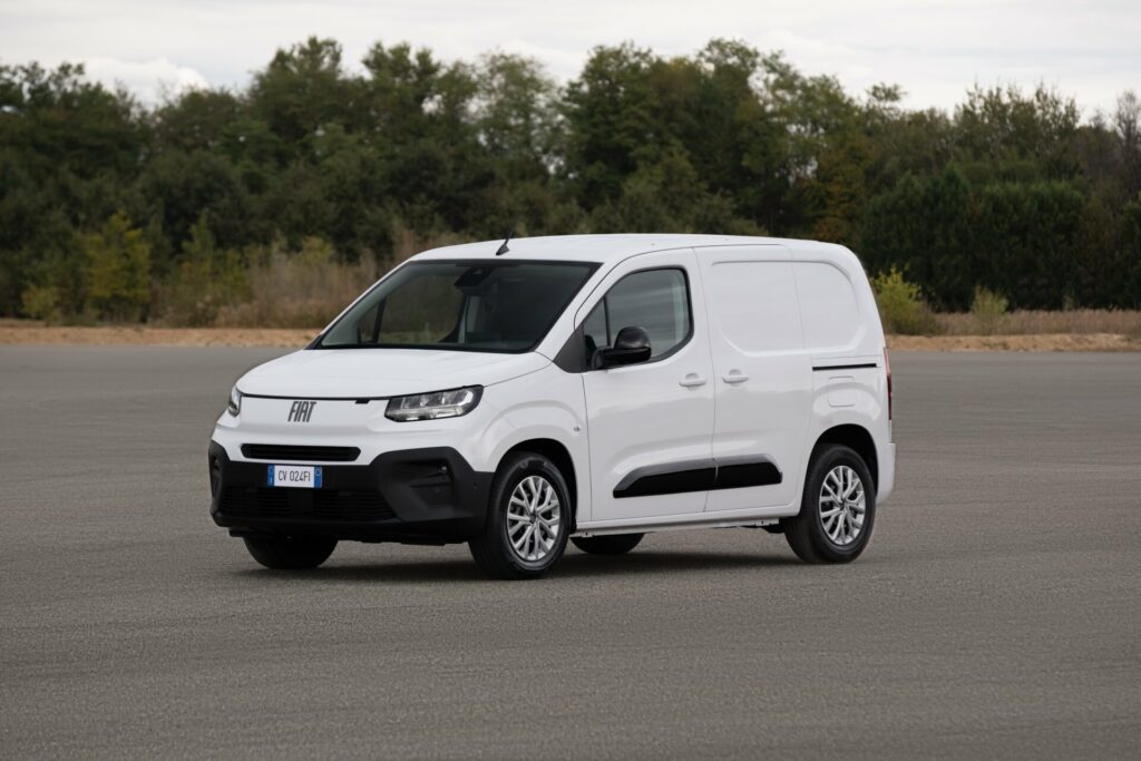 comerciales Stellantis Fiat Dobló
