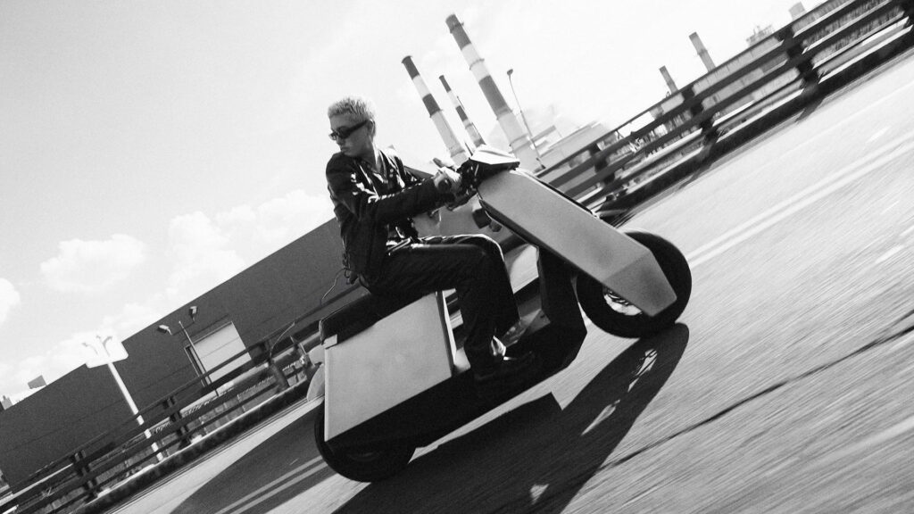 infinite-machine-p1-scooter-electrico-tesla