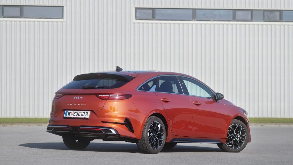 Kia ProCeed