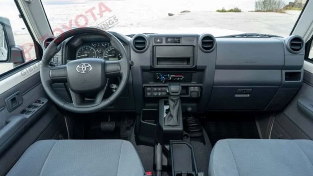 land-cruiser-toyota-gibraltar-stockholdings-interior