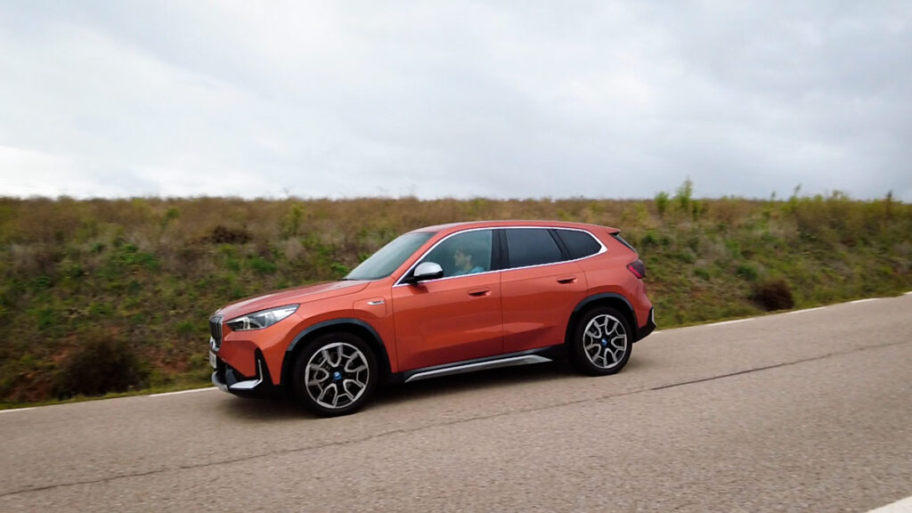BMW X1 naranja