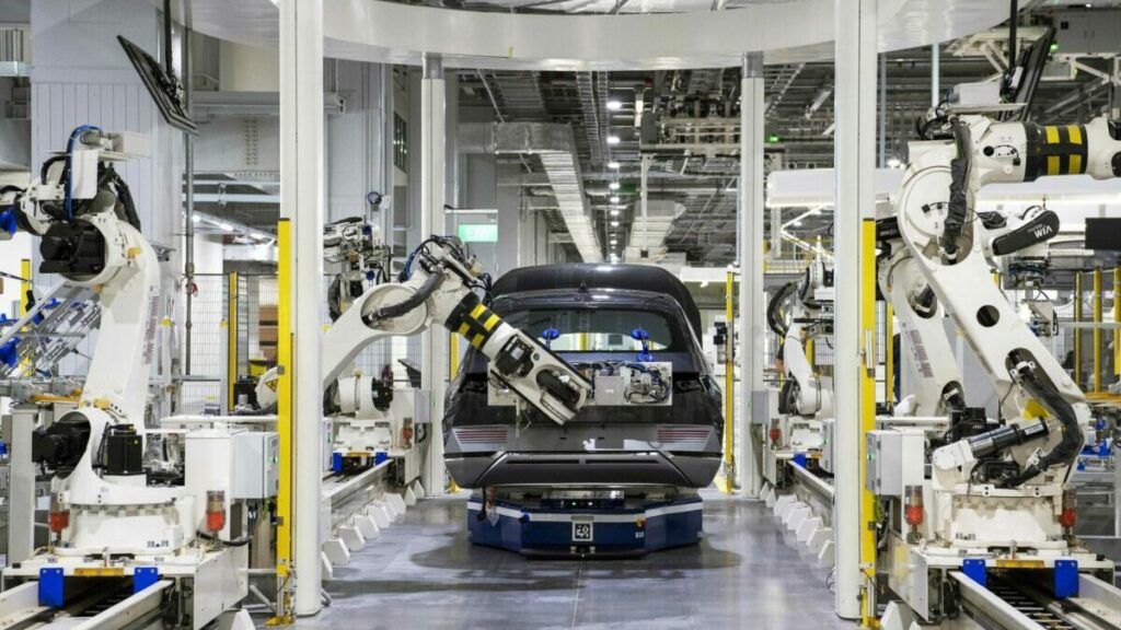 Hyundai Centro de Innovación de Singapur granja (3) fabrica Ioniq 5