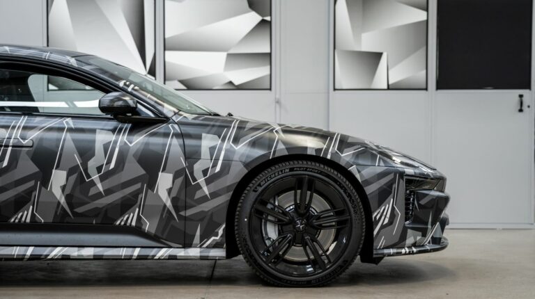 Polestar 5 recarga e1699696151696