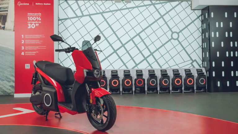 estacion intercambio baterias silence 1