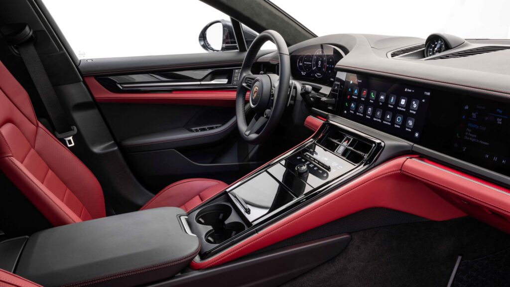 porsche panamera interior portada