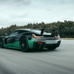Nuevo récord: el coche más rápido marcha atrás es… el Rimac Nevera