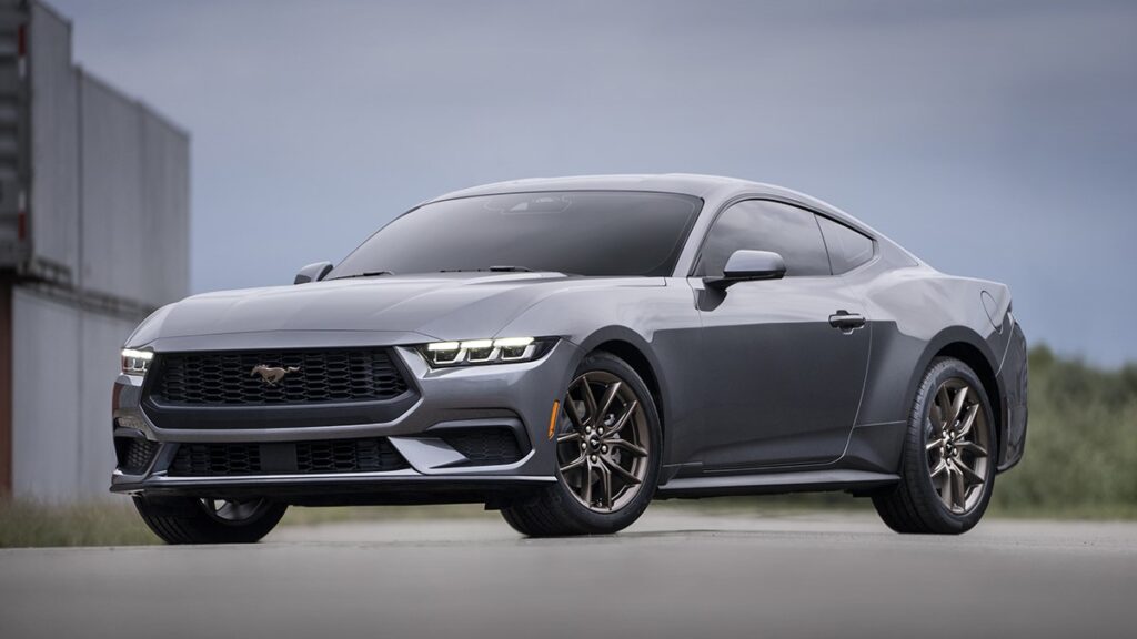 Ford Mustang 2024 gris