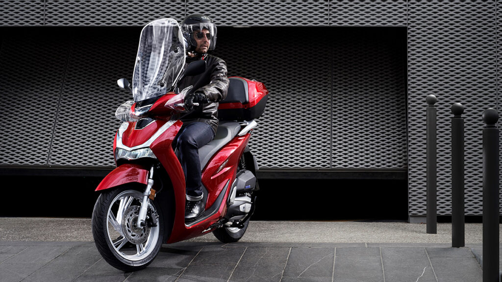 Honda_SH_125i-4
