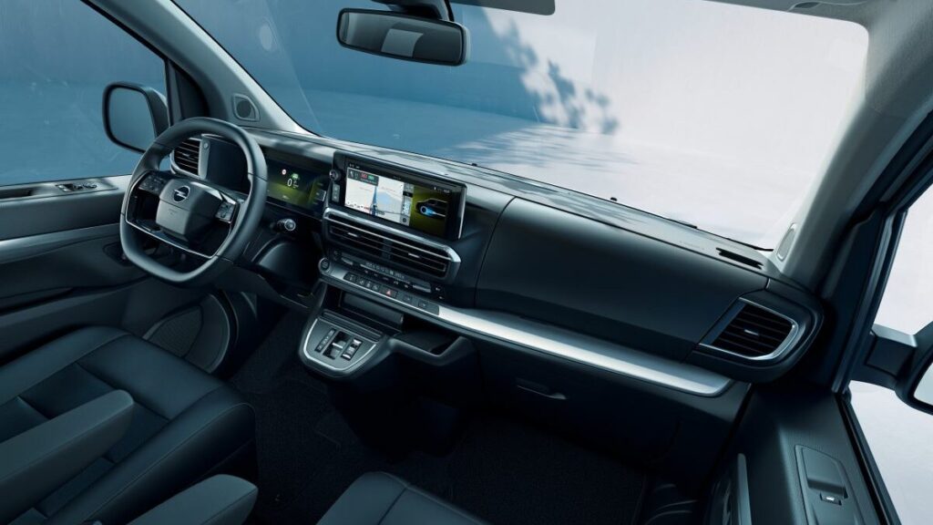 Opel Zafira Electric interior