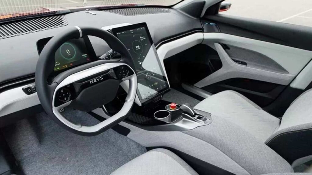 Saab_NEVS_EMily_GT_2023_interior