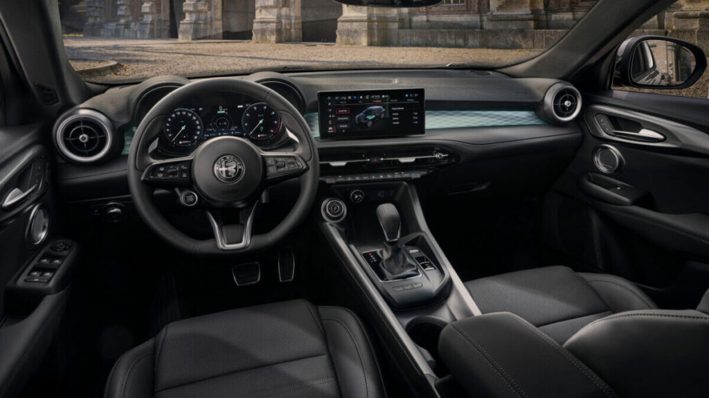 Alfa Romeo tonale interior