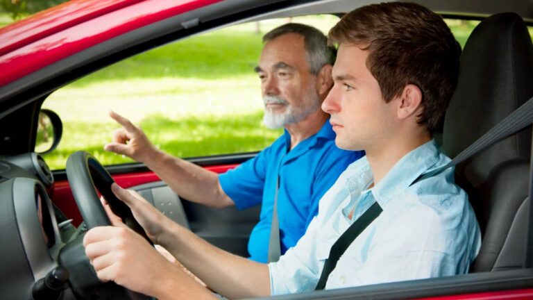 carnet de conducir a los 17 1